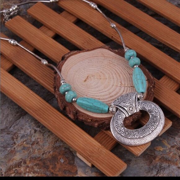 Turquoise Necklace  - Picture 4 of 5